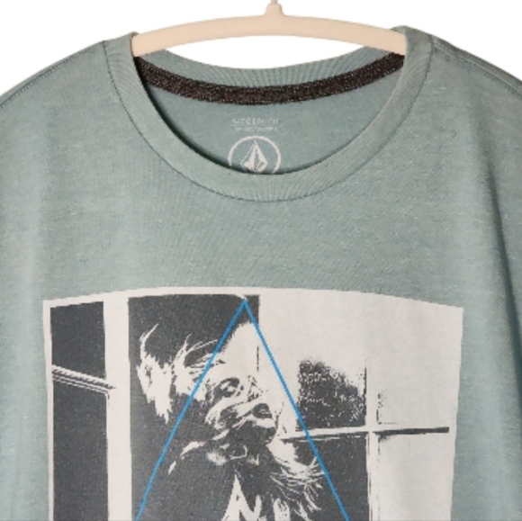 Vintage Volcom Graphic T-Shirt Mens Rare Scream Window Skater ALT 90s Grunge Y2K - Picture 2 of 8